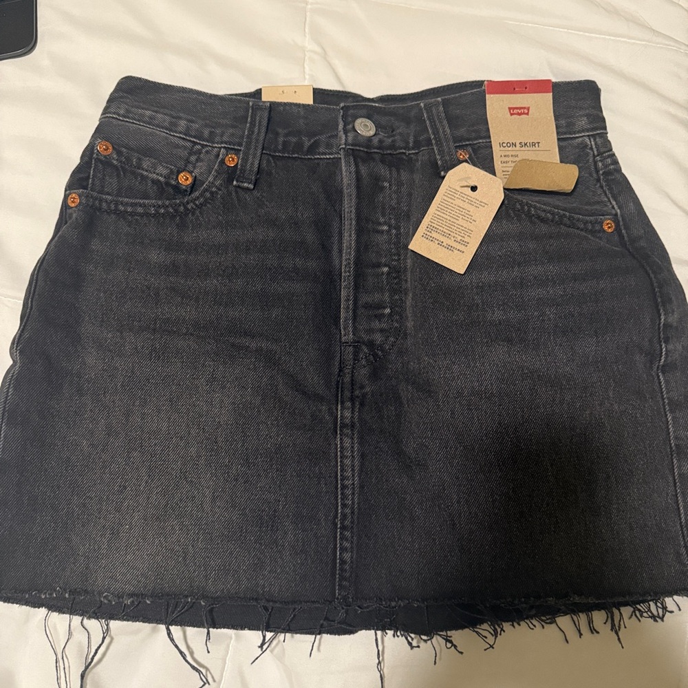 Levi's Black Denim Skirt Icon Skirt Size 26